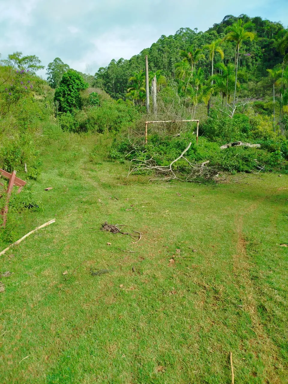 Vista adicional do terreno em Ibiraçu